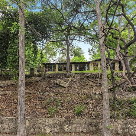 ウィンバリー Rock House On Cypress Creekヴィラ エクステリア 写真